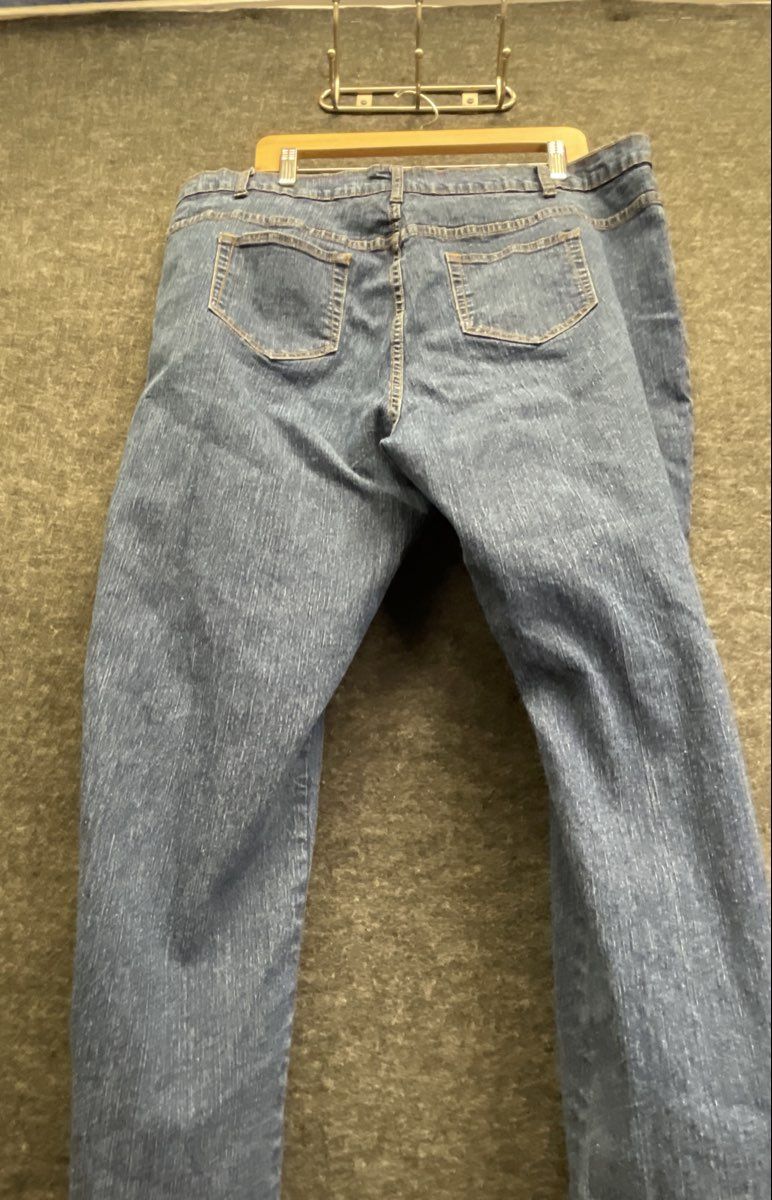 Vintage Y2K Denim 24/7 Women's Blue Embroidered Floral Scroll Jeans Sz 24W