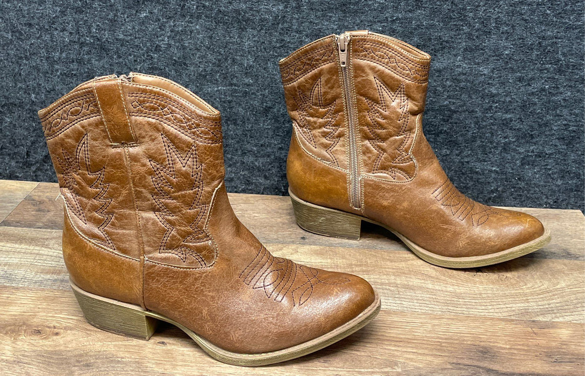 Women's Tan Brown Western Stitched Ankle Cowboy Boots Size 8M
