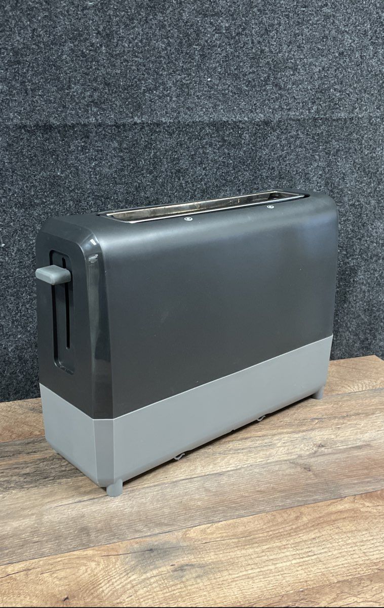 West Bend Long Slot 2-Slice Toaster Gluten Free Setting Warming Rack Gray