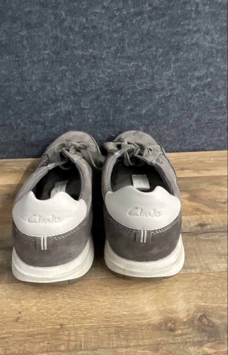 Clarks Collection Men's Grey Leather Lace Up Walking Sneakers Size 11.5