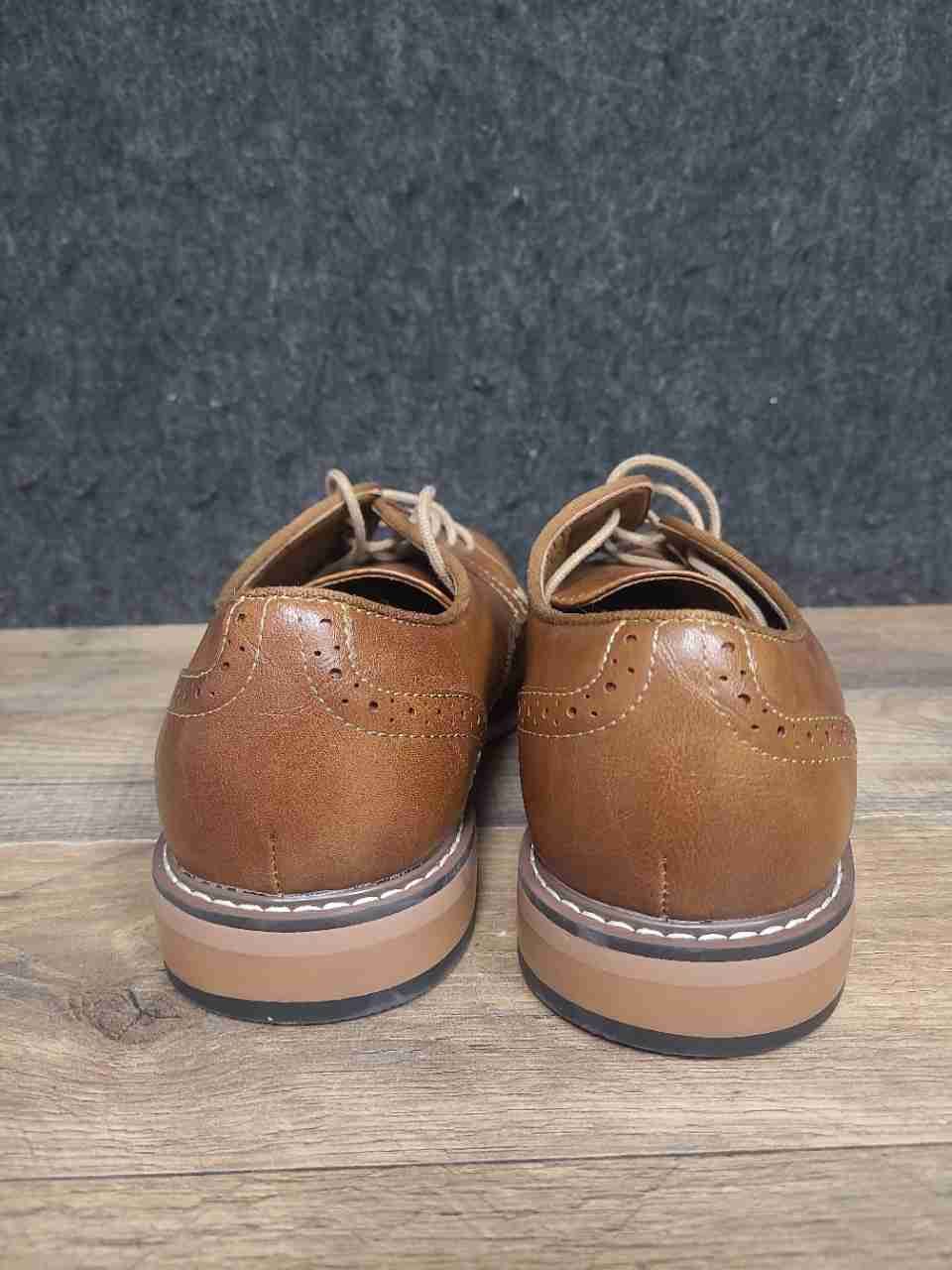 Madden Tan Perforated Toe Brogue Men's Derby Dress Shoes Size 8