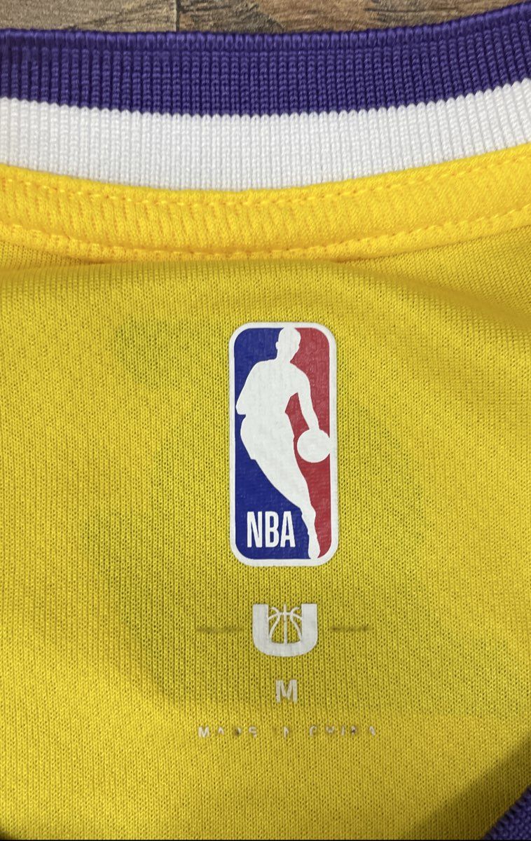 Unk Men's Los Angeles Lakers Basketball Jersey Yellow Embroidered Logo Size M