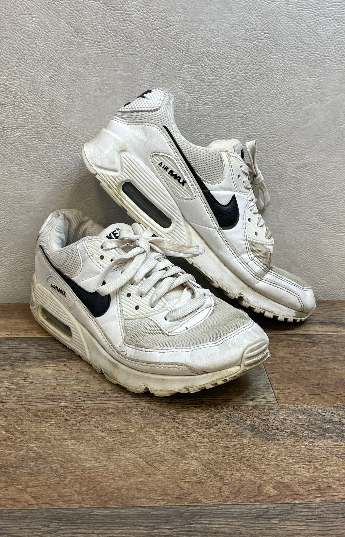 Nike Air Max 90 White Black Women's Sneakers Size 9