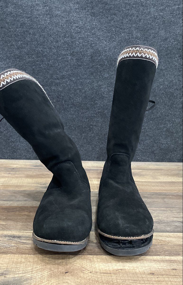Lamo Black Faux Fur Lined Lace Back Tall Boots Women's Size 9