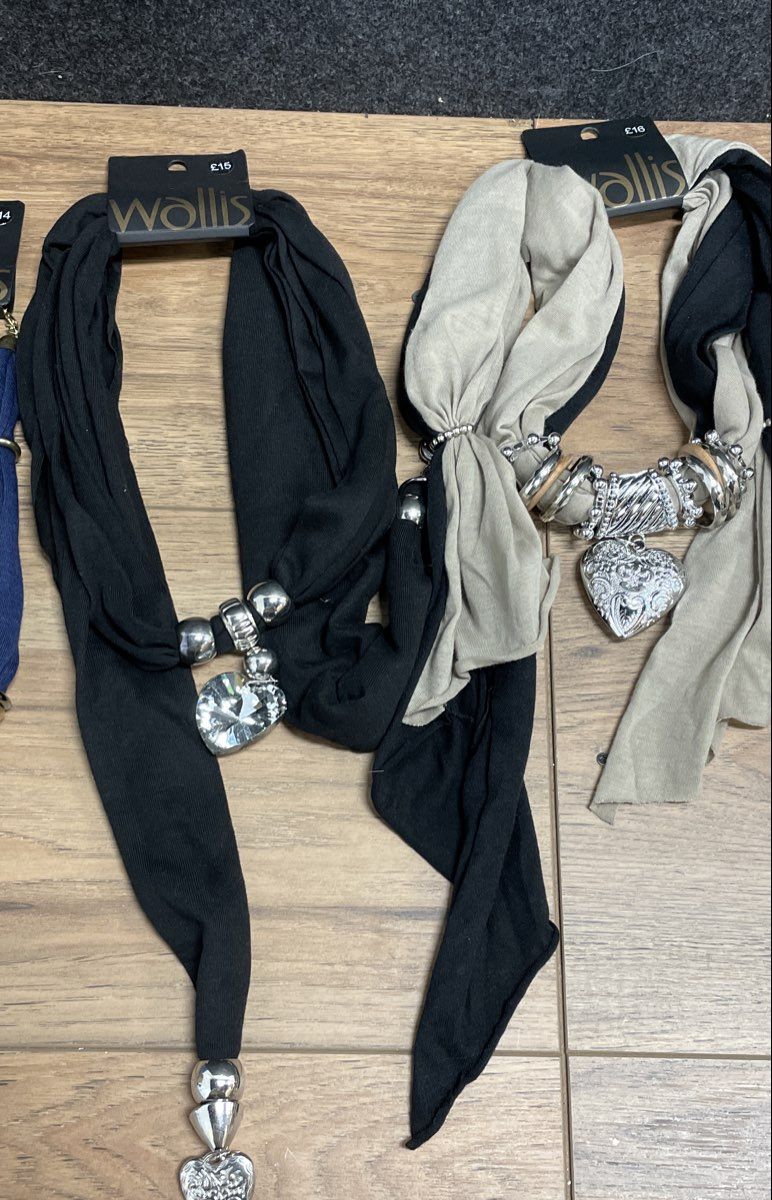 Wallis Women's Scarf Necklace Lot of 6 Animal Print Beaded Heart Tassel NWT