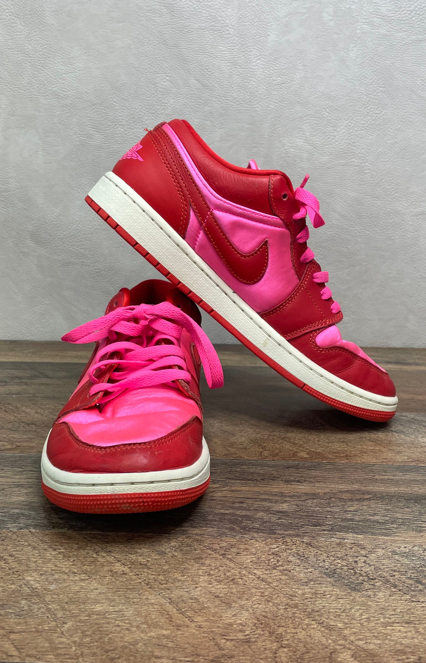 Nike Air Jordan 1 Low SE Valentine's Day Pinksicle Red Sneakers Size 10.5
