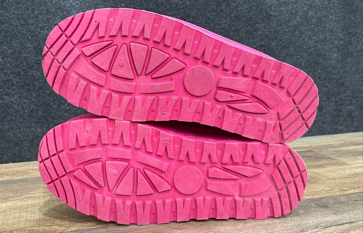 SheIn Purple Magenta Faux Suede Platform Fuzzy Slippers Mules Women's Size 37