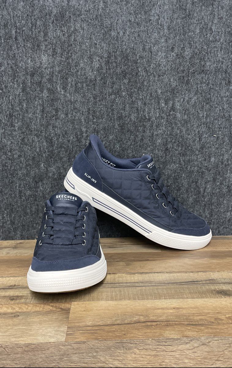 Skechers Hands-Free Slip-ins Arch Fit Arcade Navy Blue Sneakers Men's Size 13