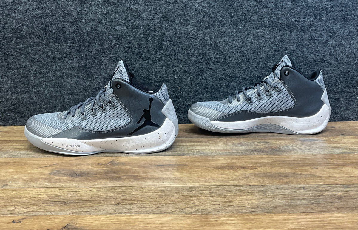 Nike Air Jordan Ultra Fly Cool Grey Black White Basketball Shoes Size 8