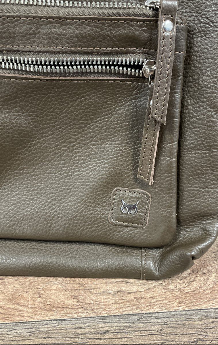 Wise Owl Brown Pebbled Leather Multi-Pocket Crossbody Shoulder Bag