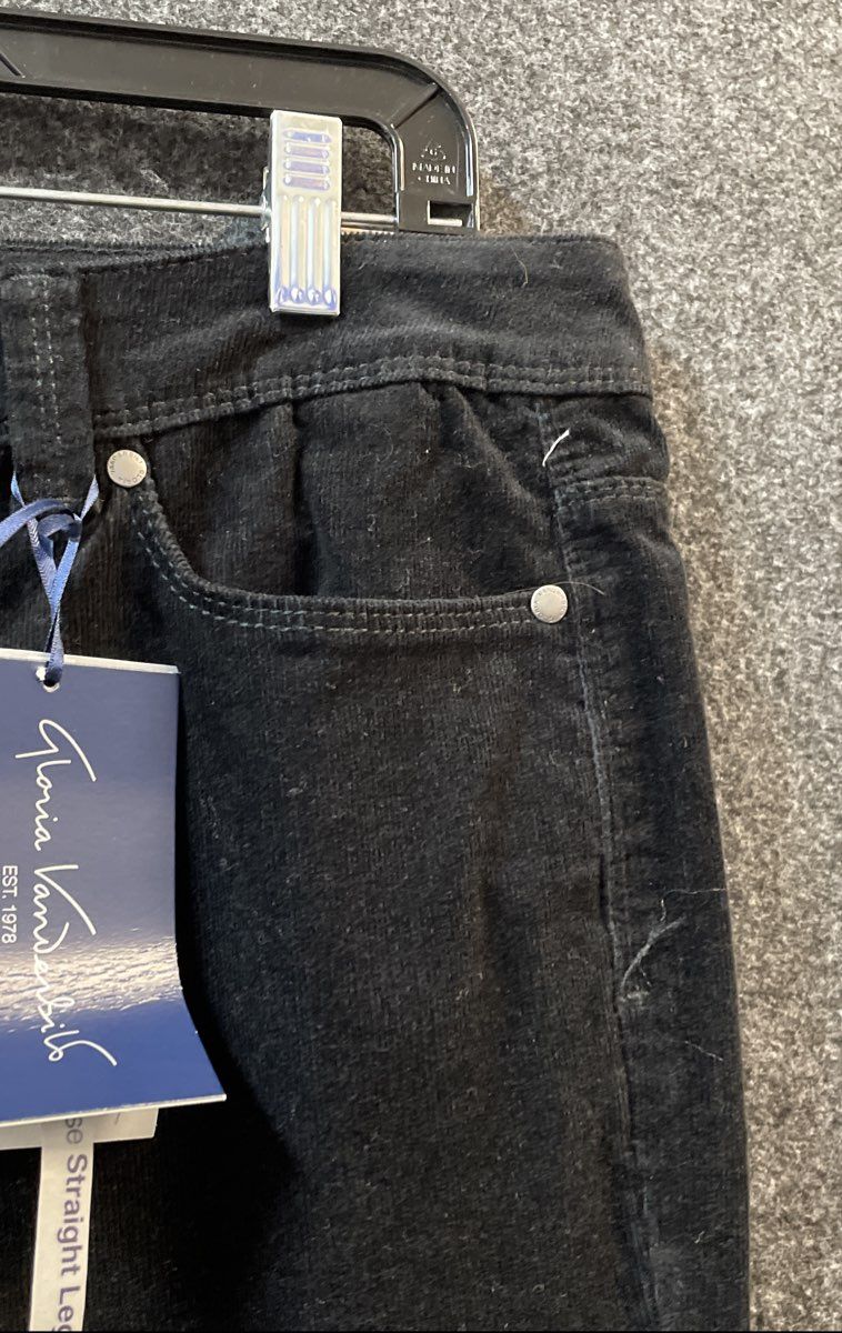 Gloria Vanderbilt Women's Black Corduroy Straight Leg Pants NWT Sz 12