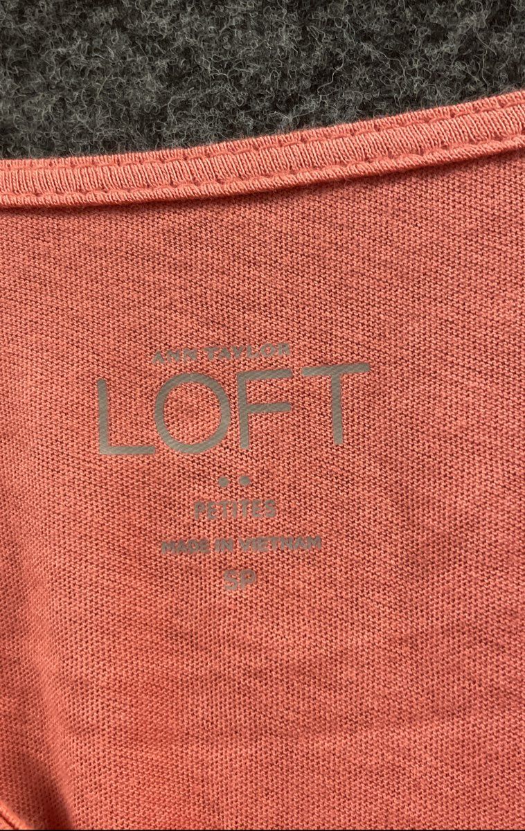 Loft Women's Coral Ruffle Neck Mixed Media Sleeveless Blouse Top NWT Sz SP