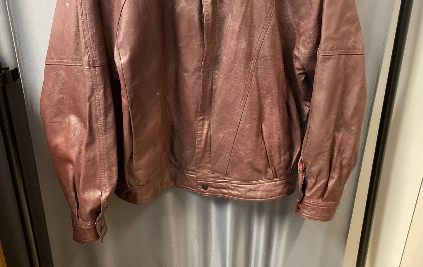 Vintage 90s Wilsons Men's Brown Leather Bomber Jacket Size 46