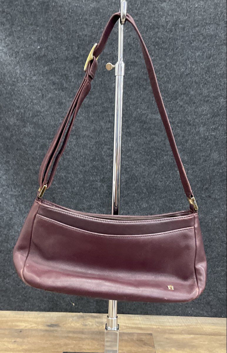 Vintage Etienne Aigner Burgundy Leather Baguette Shoulder Bag Gold Hardware