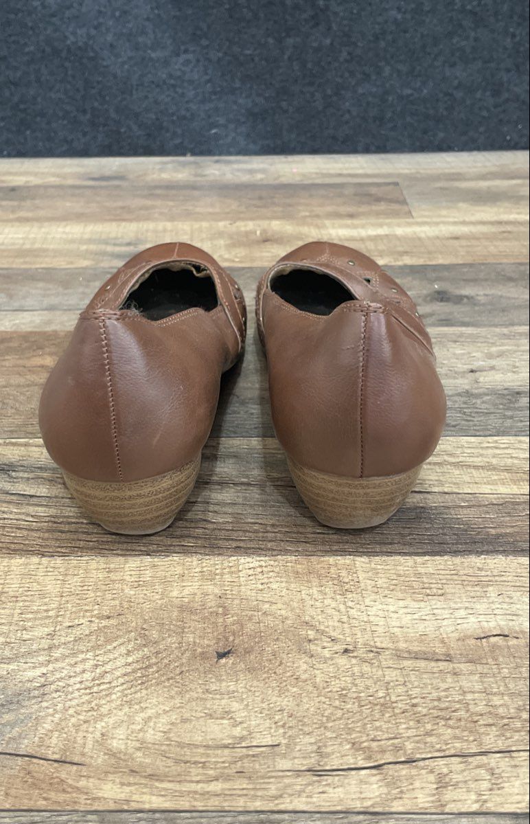 Lower East Side Brown Studded Perforated Women's Low Wedge Heels Size 7