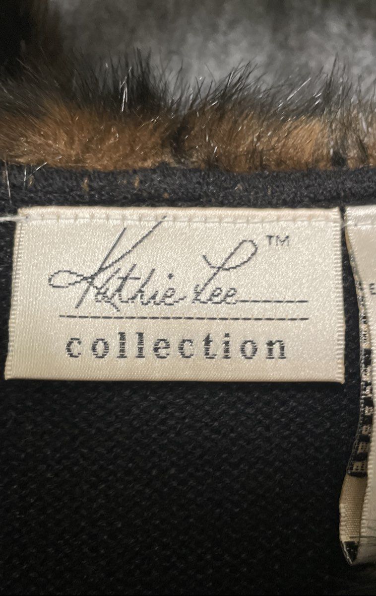 Vintage 90s Kathie Lee Collection Women's Black Cardigan Faux Fur Collar Sz L