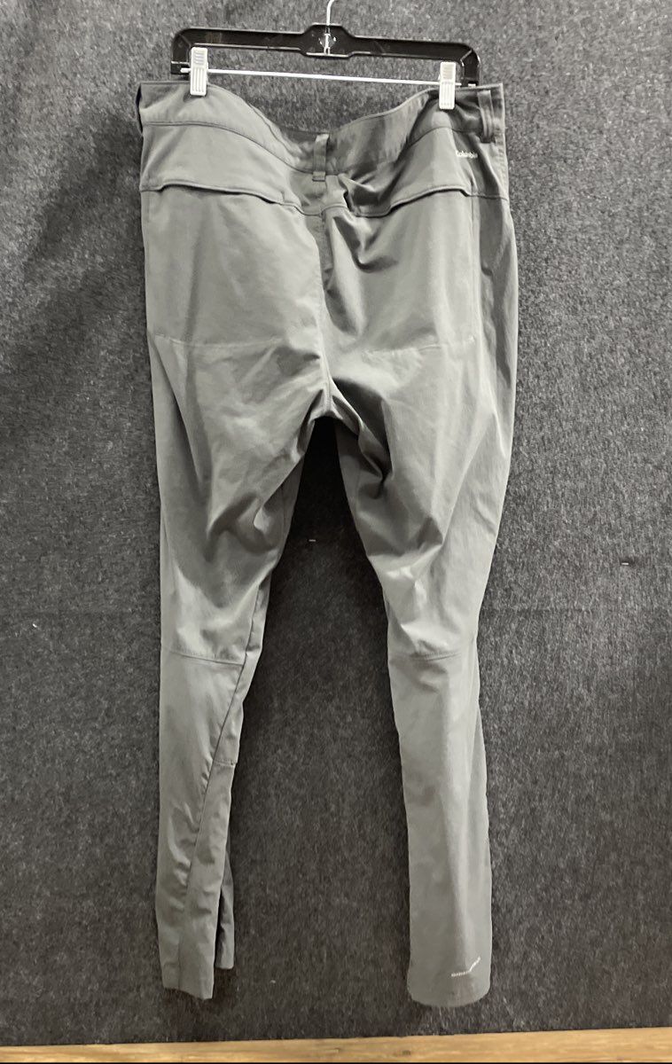 Columbia Women's Saturday Trail Grey Nylon Stretch Pants Size 18W Regular