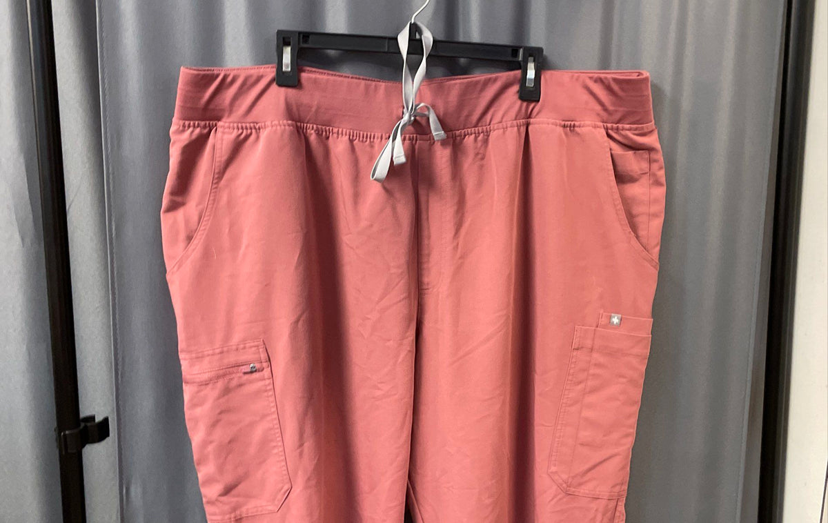 Figs Women's Scrub Set Brick Catarina V-Neck Top 5XL Cargo Pants 5XLT