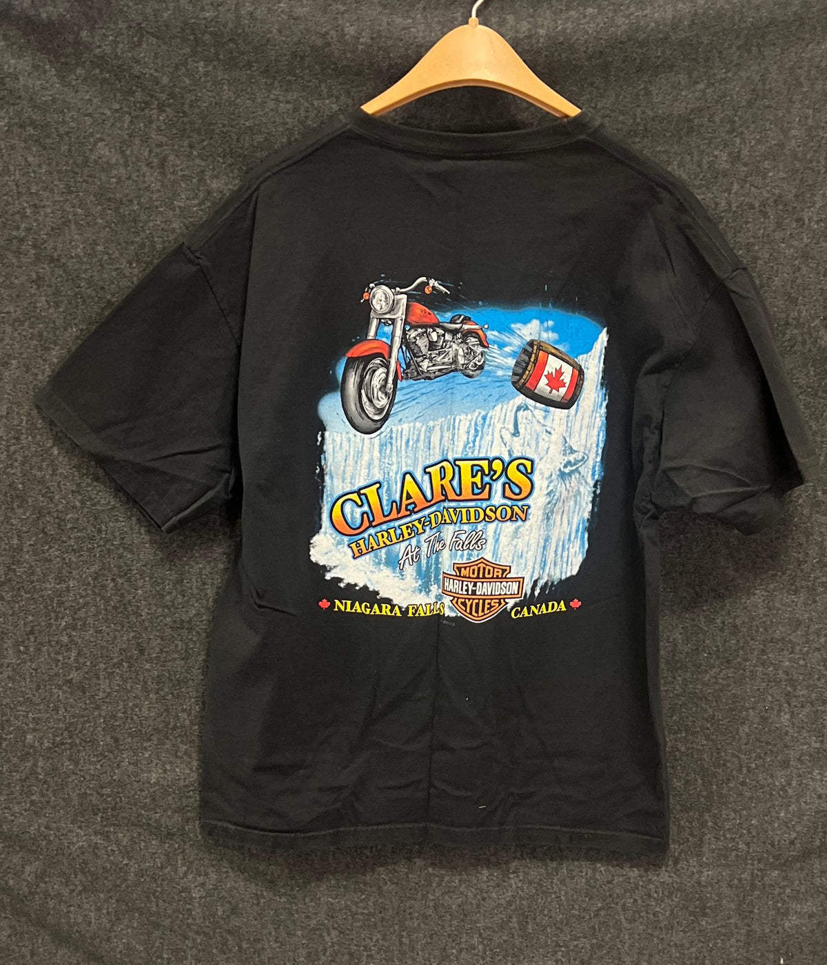 Harley-Davidson Fatboy Clare's Niagara Falls Canada T-Shirt 2011 Sz XL