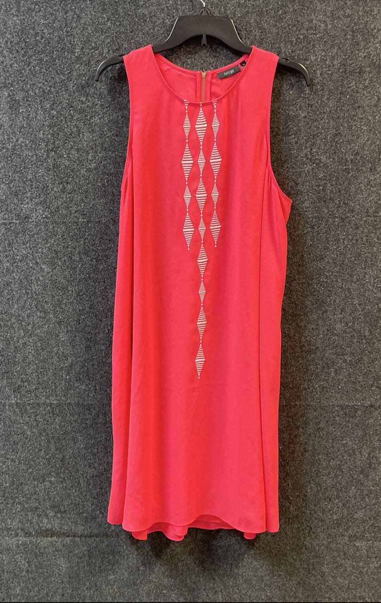 APT.9 Women's Pink Geometric Embroidery Sleeveless Lined Shift Dress Sz XL NWT