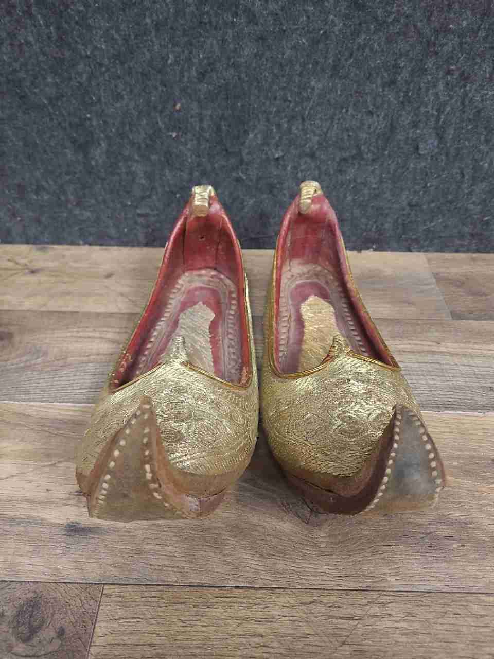 Vintage Gold Embroidered Indian Jutti Mojari Genie Khussa Shoes Men's Size 8