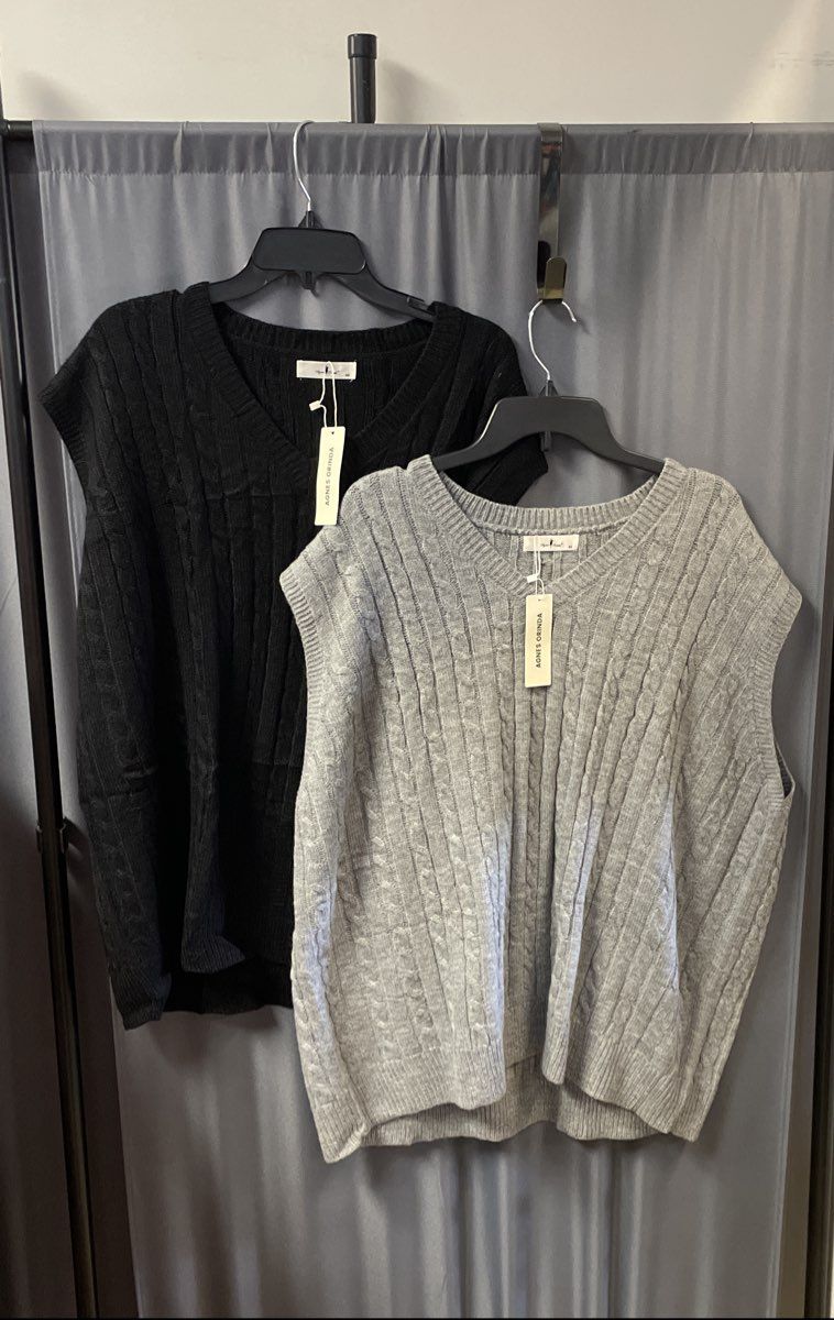 Agnes Orinda Women's Gray Black Sweater Vests Lot 2 Cable Knit V-Neck NWT Sz 4X