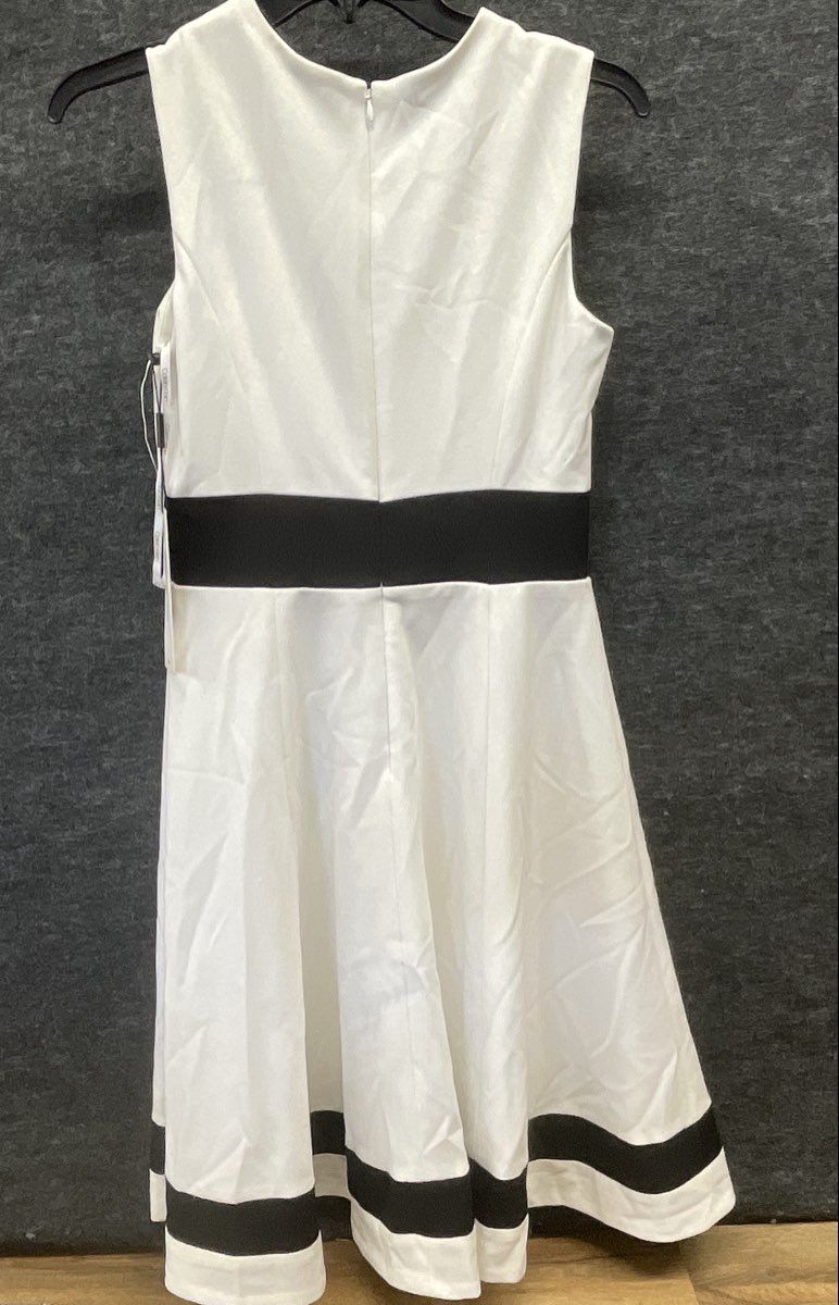 Calvin Klein Women's White Black Colorblock A-Line Sleeveless Zip Dress NWT