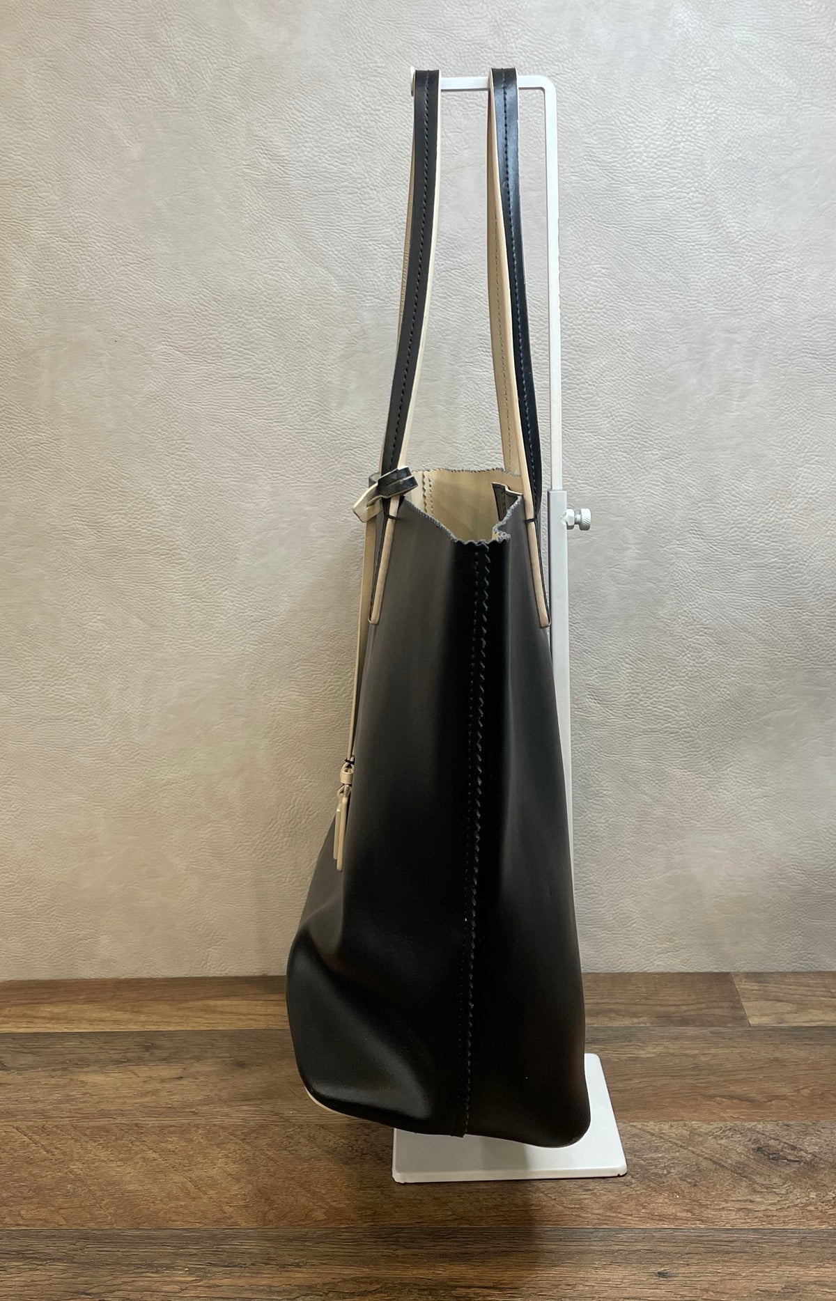 Kate Spade Black Leather Scalloped Trim Tote Bag Silver Hardware
