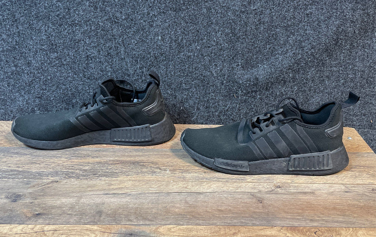 Adidas NMD R1 Triple Black Lifestyle Sneakers Men's Size 9.5