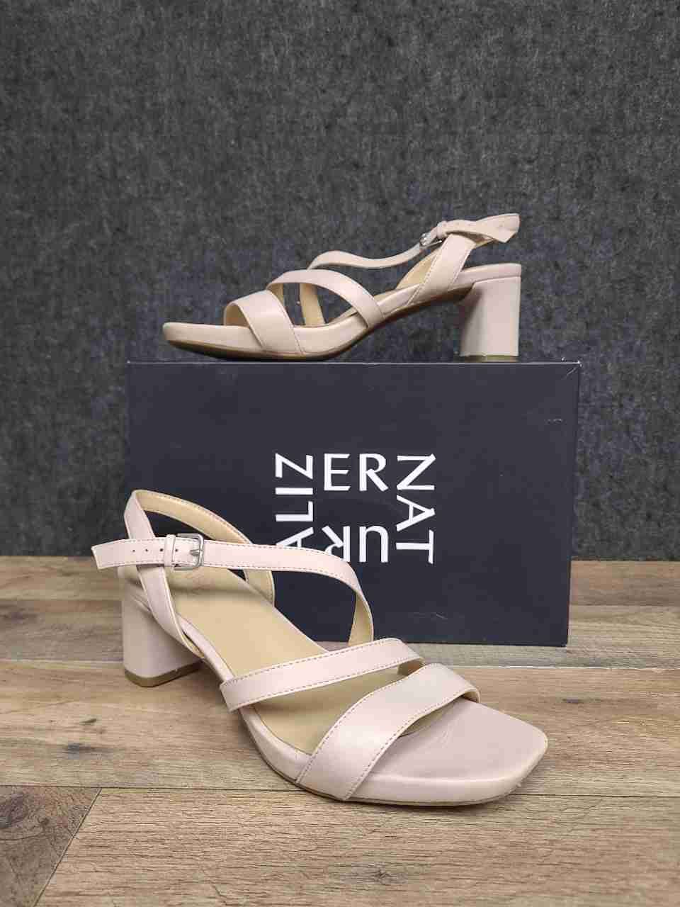 Naturalizer Blossom Soft Marble Strappy Block Heel Sandal Women's Size 8.5