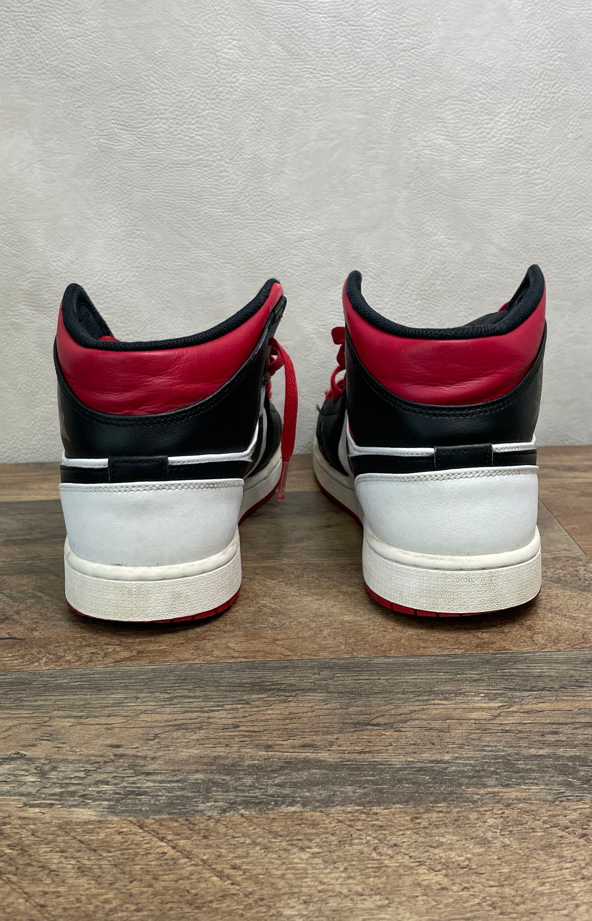 Nike Air Jordan 1 Mid White Black Gym Red Basketball Shoes Men's Size 11