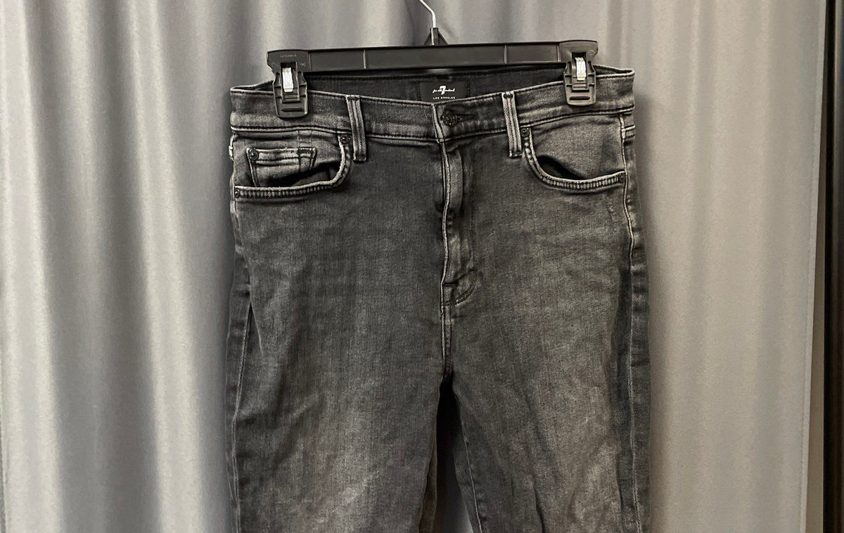 7 For All Mankind Women's Black Skinny Jeans Washed Embellished Pockets Sz 29