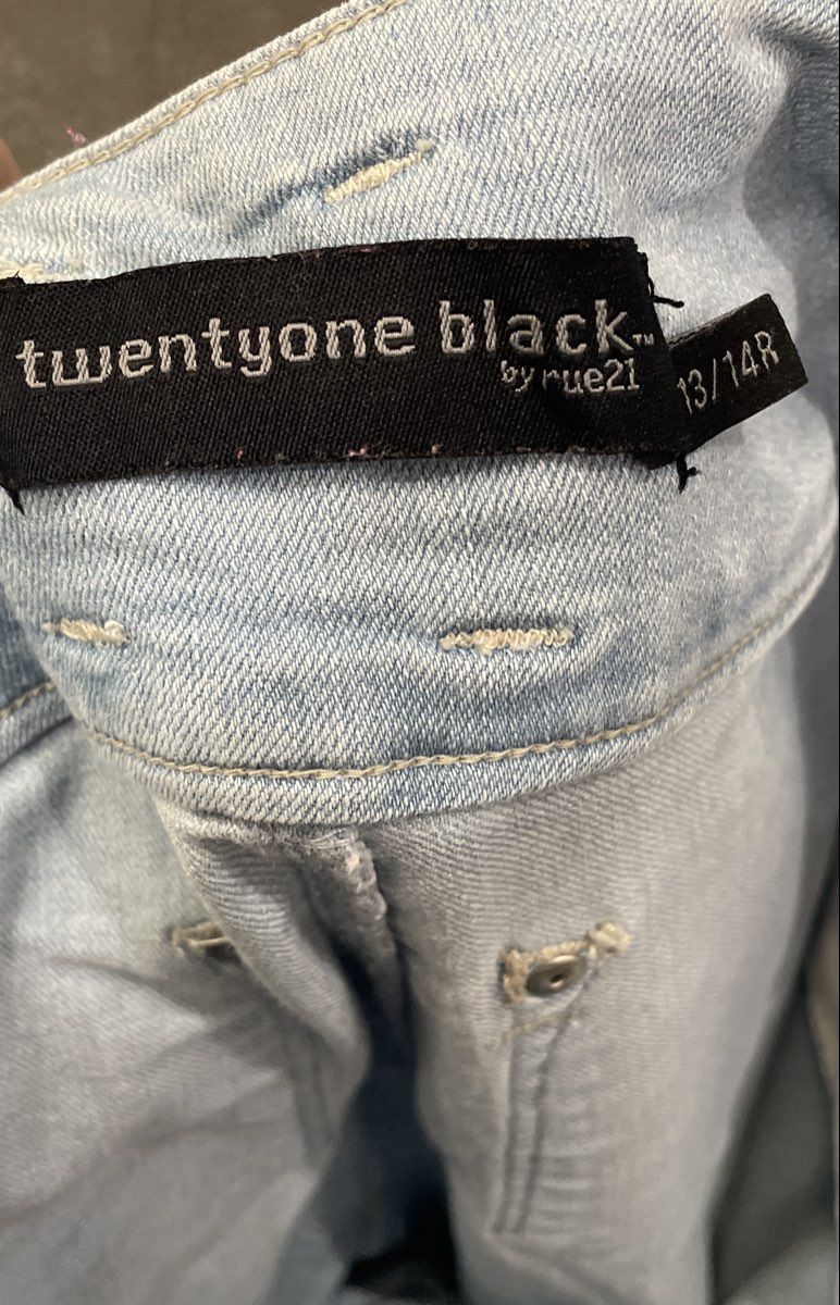Twentyone Black by Rue21 Women's Light Wash Curvy High Waist Skinny Jeans 13/14R