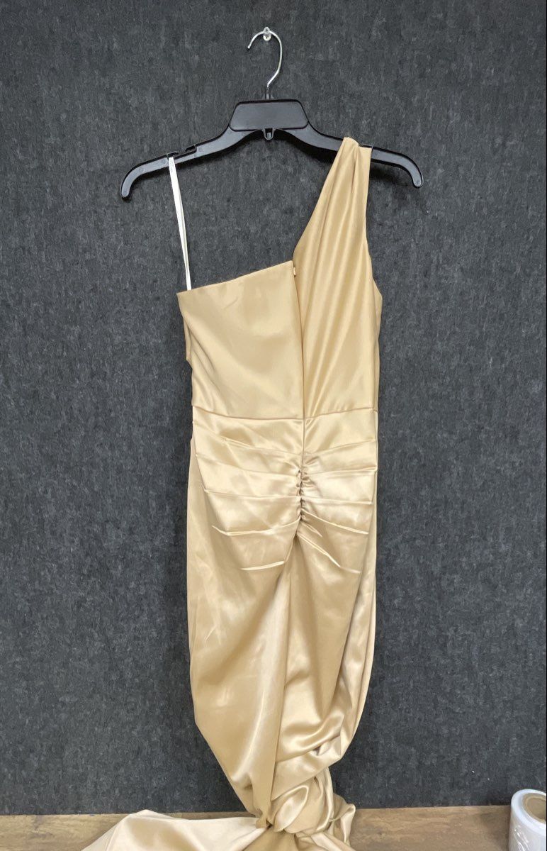 Galina Signature Women's One Shoulder Satin Gown Champagne Ruched Sz 10