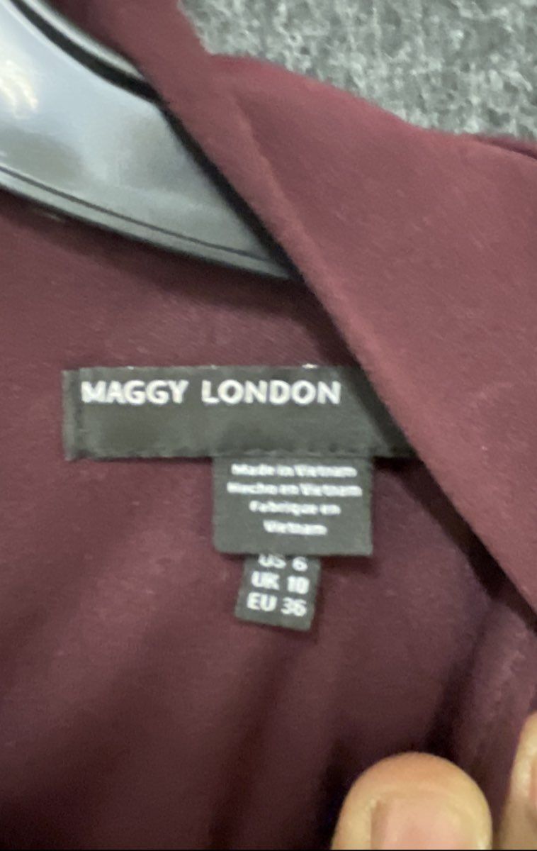 Maggy London Women's Burgundy Pussy Bow Necktie Puff Sleeve Crepe Sheath Dress 6