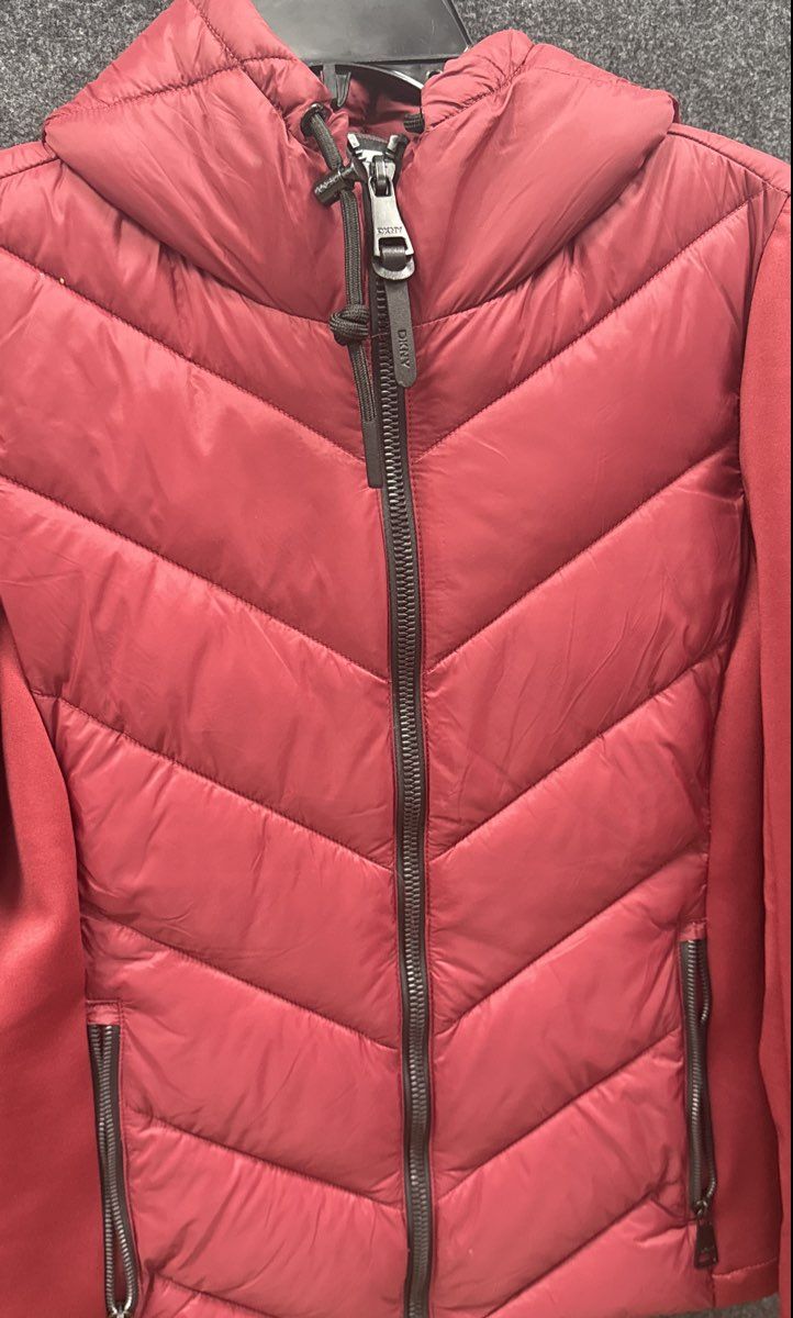 DKNY Women's Mixed-Media Hooded Puffer Jacket Burgundy Chevron Sz S