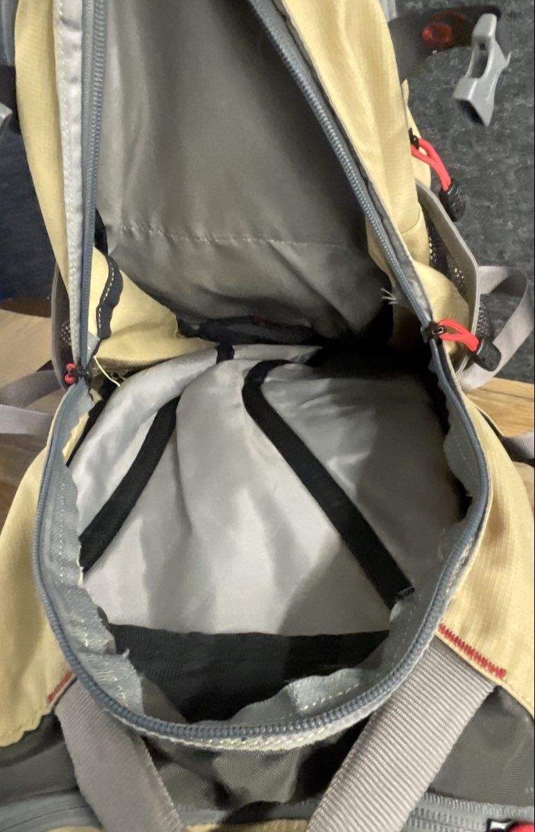 CamelBak Trail Blazer Hiking Backpack Tan Olive Green Hydration Daypack