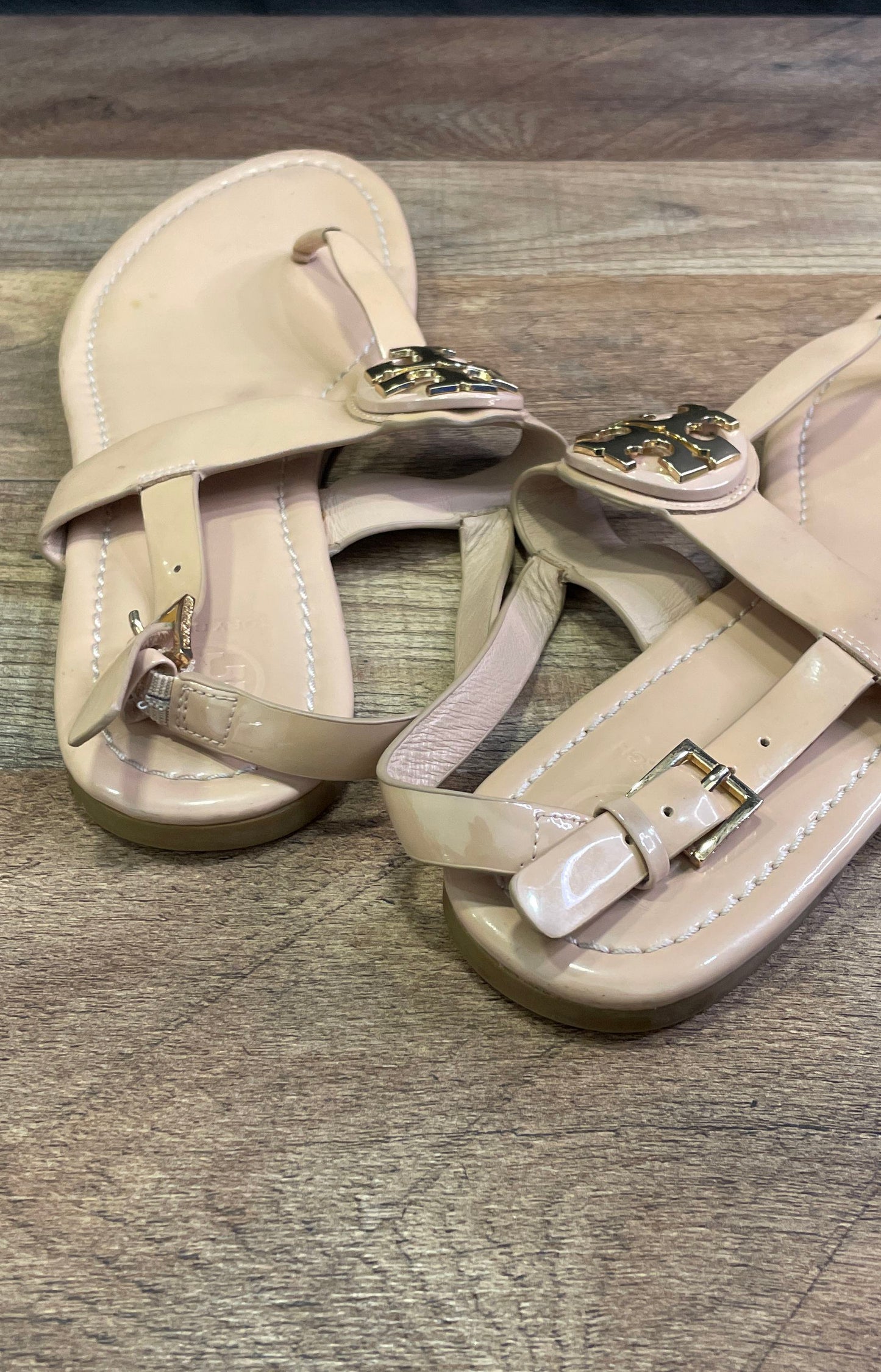 Tory Burch Miller Nude Patent Leather Slingback Thong Sandals Women's Size 8