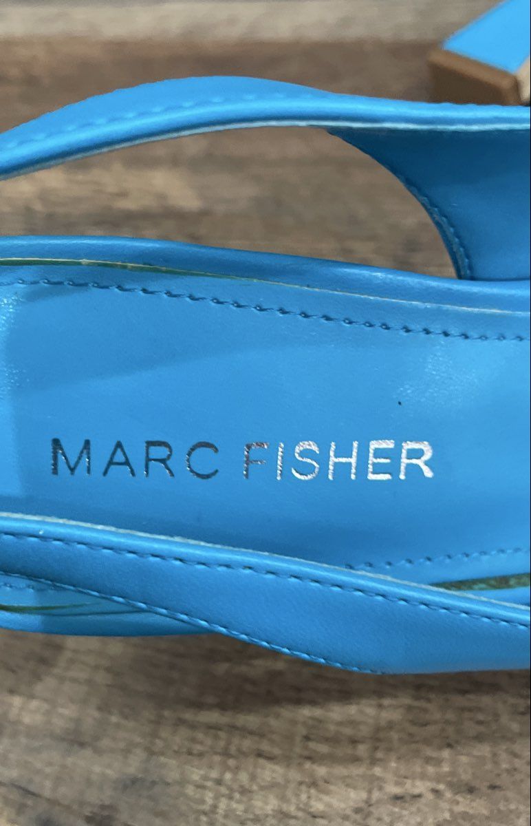 Marc Fisher Blue Pointed Toe Slingback Flared Heel Pumps Women's Size 8.5 M