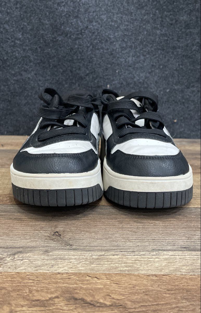 Puma Caven 2.0 Black White Kids Lifestyle Sneakers Size 2C