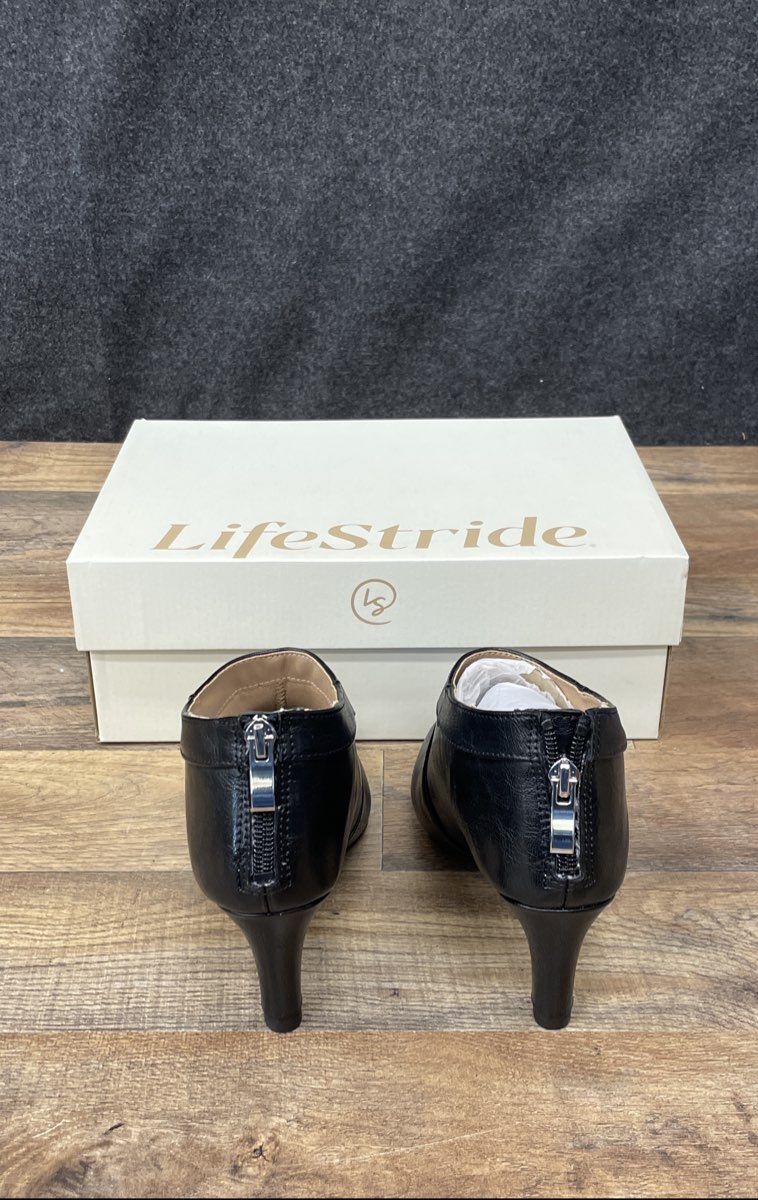 LifeStride Georgia Black Athena Ankle Boots NIB Size 5 M