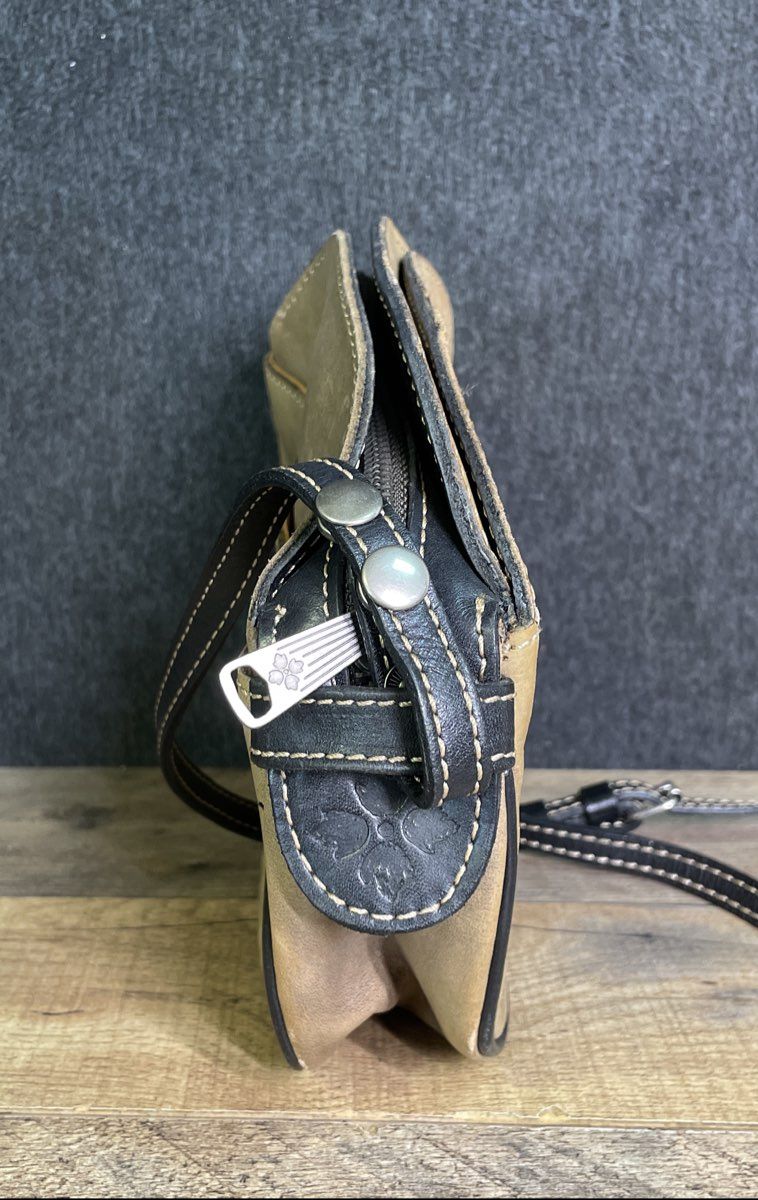Patricia Nash Chania Beige Leather Crossbody Bag Black Trim Italian Leather