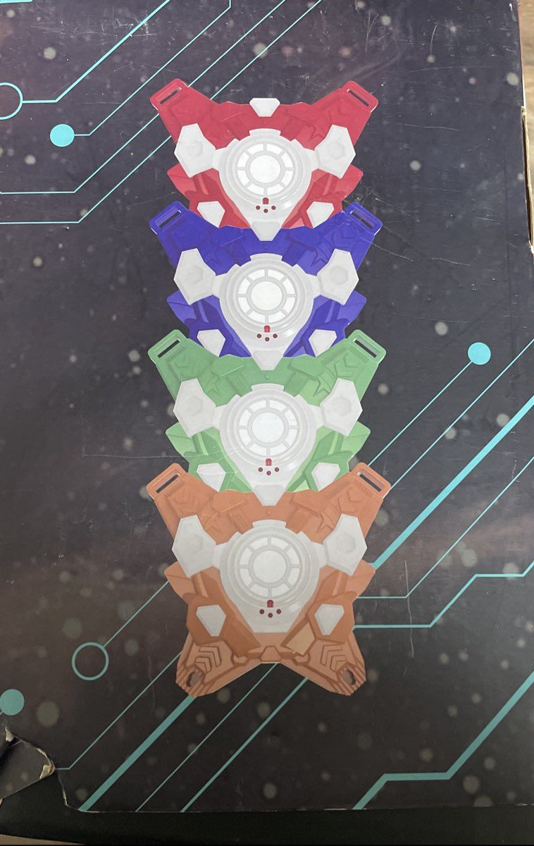 DEEAK Star Warrior Laser Tag Set 4 Player Blasters & Vests Infrared Battle Game