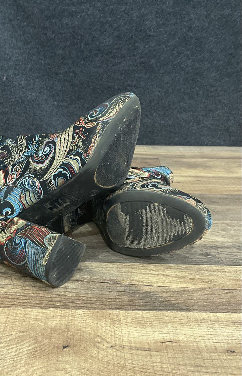Bamboo Thirst-44 Black Floral Brocade Ankle Booties Block Heel Size 8