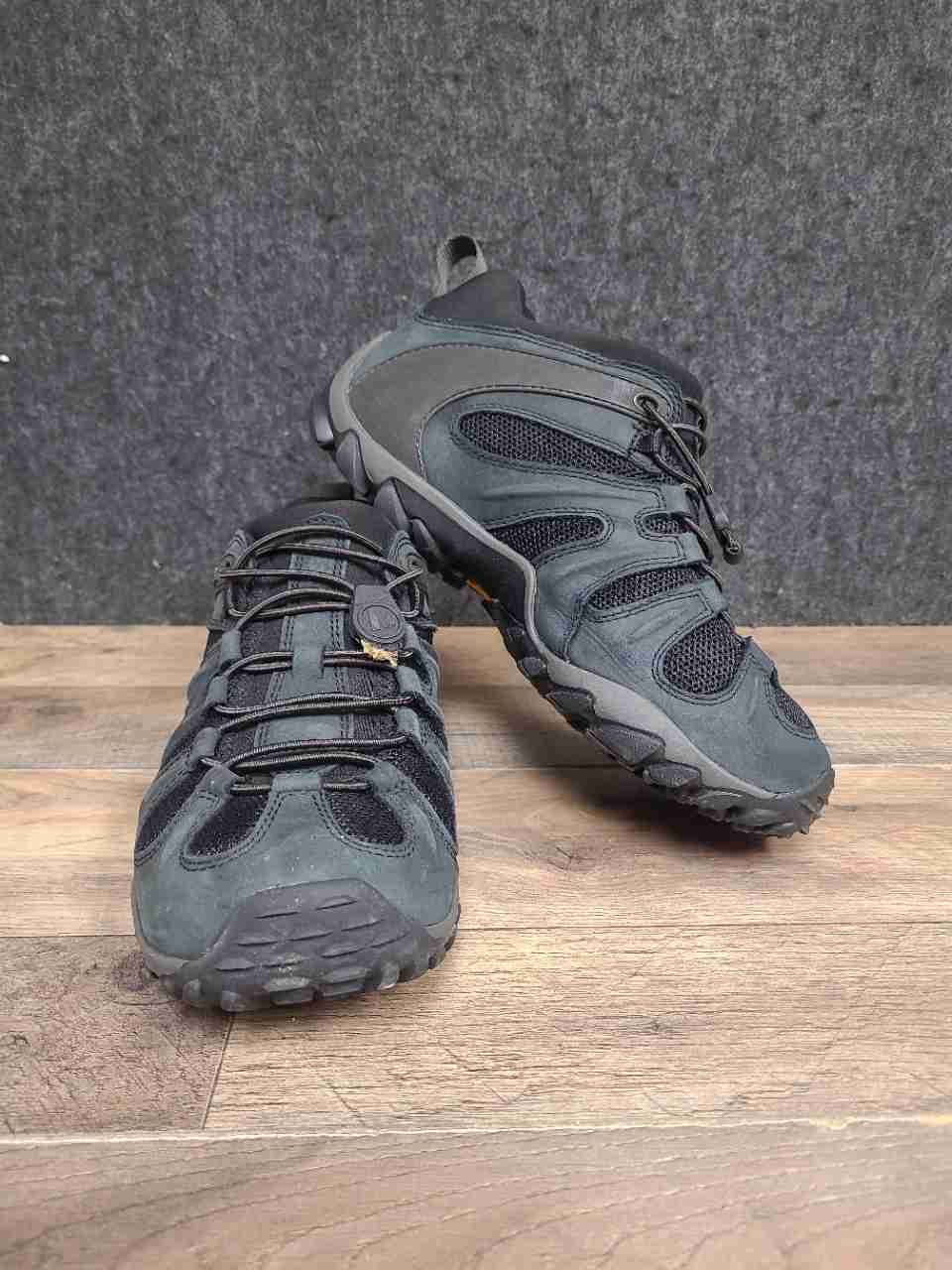 Merrell Chameleon 8 Stretch Black Charcoal Hiking Shoes Men's Size 7.5