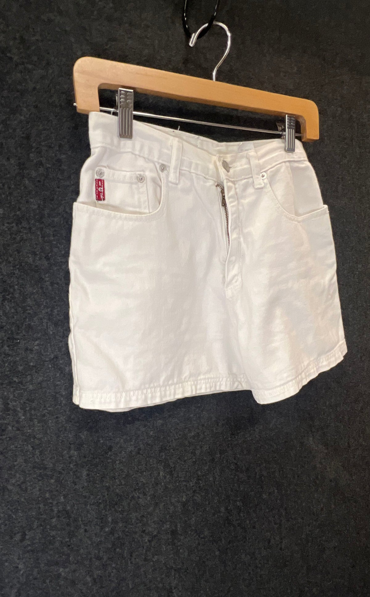 Vintage 90s l.e.i. Women's White High Waisted Denim Shorts Made in USA Sz 5