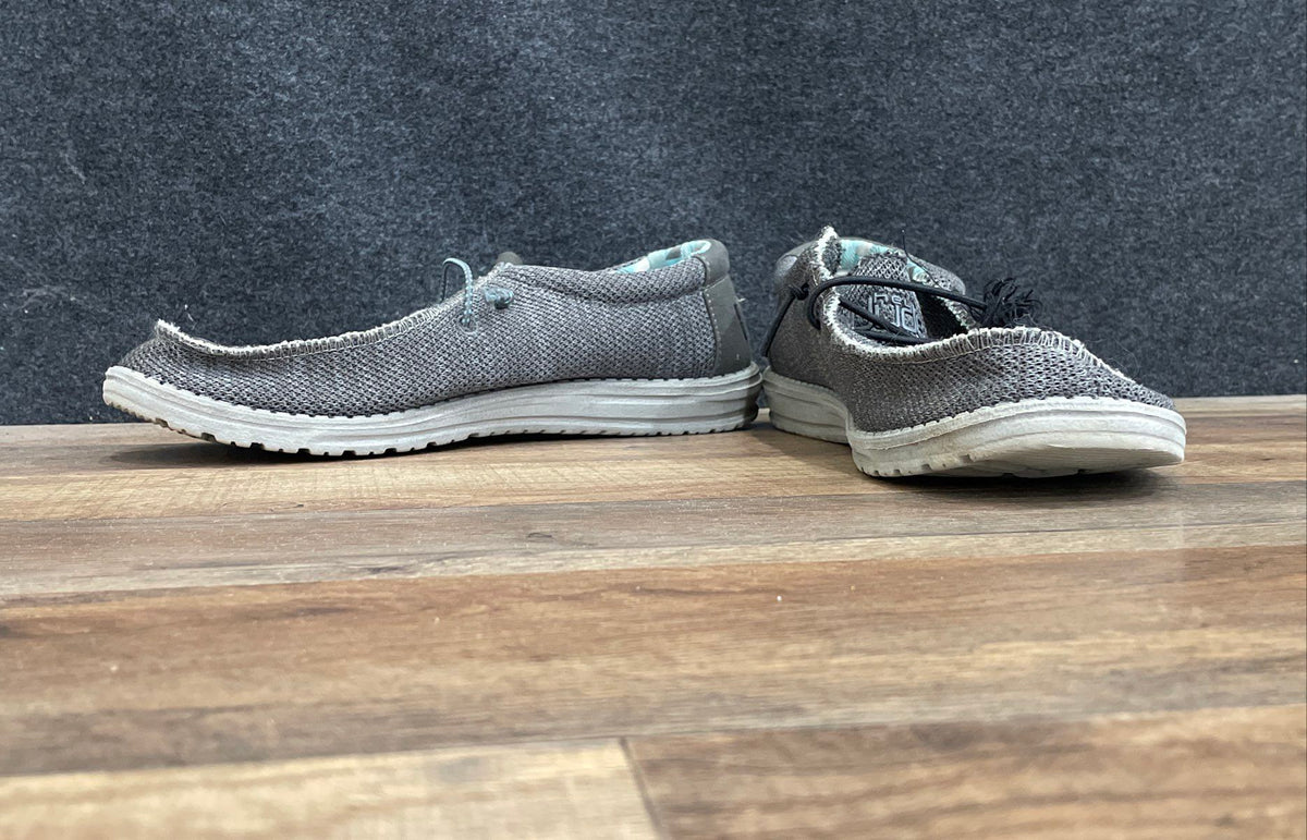 Hey Dude Wally Sox Grey Knit Men's Slip On Loafers Size 9