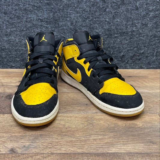 Nike Air Jordan 1 Mid New Love Black Varsity Maize GS Youth Size 3Y