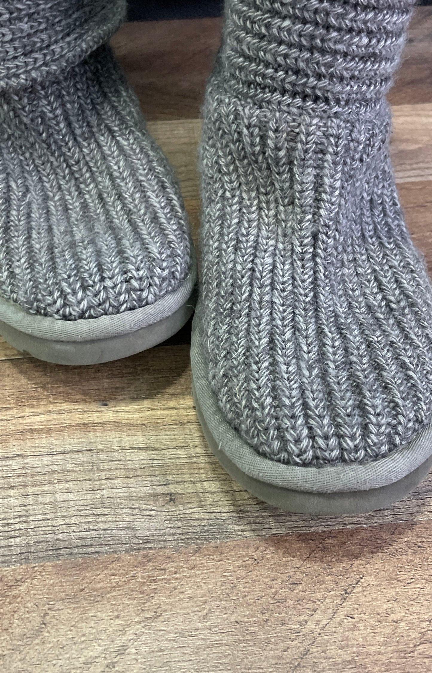 UGG Bailey Button Cardy Grey Knit Mid-Calf Boots Women's Size 7
