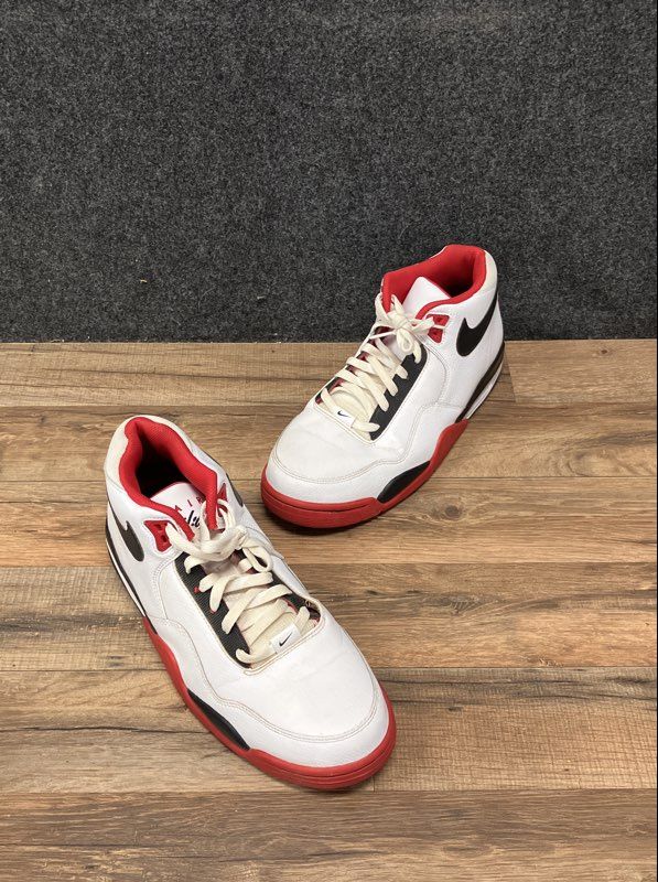 Nike Flight Legacy Men's White Black University Red Basketball Sneakers Size 12